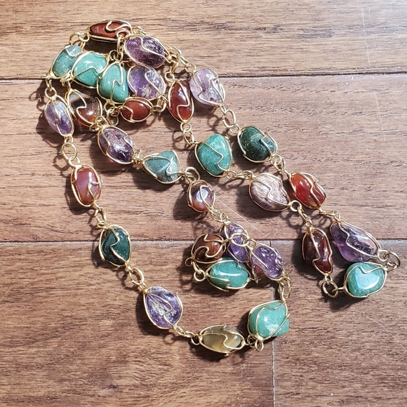 All 5 items - Picture 11 of 16